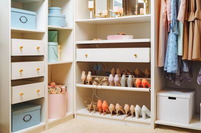 How Closet Installation Improves Home Organization