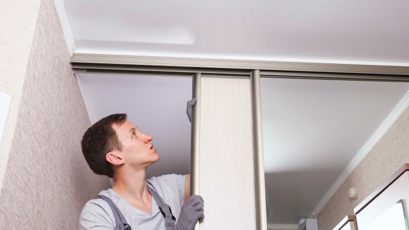 Sliding Closet Door Repair Costs — Cost of Sliding Closet Door Repair